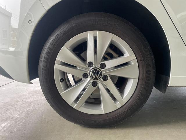 �Q�O�T�^�T�T�q�P�U�^�C���ɂ`������������p�A���~�z�C�[���𑕒��B