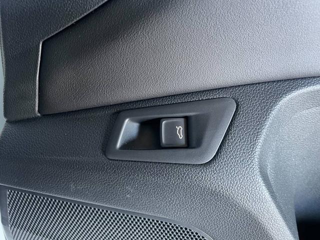 T-ロック TDI スポーツ CPO 認定中古車 Leatherシート デジタルメーター アダプティブコントロール LEDヘッドランプ ETC ブラインドスポットディクション App-Conect 衝突軽減ブレーキ バックカメラ(33枚目)