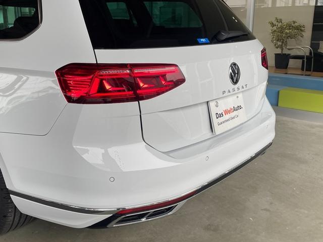 パサートヴァリアント ＴＤＩ　Ｒライン　ＣＰＯ認定中古車　アクティブクルーズコントロール　プリクラッシュブレーキシステム　ヘッドアップディスプレイ　マトリックスＬＥＤヘッドライト　アラウンドビューカメラ　パークアシスト（49枚目）