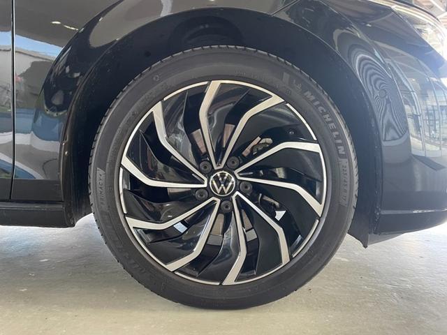 �Q�O�T�^�T�T�q�P�U�^�C���ɂ`�����������@�`��������������p�A���~�z�C�[���𑕒��B