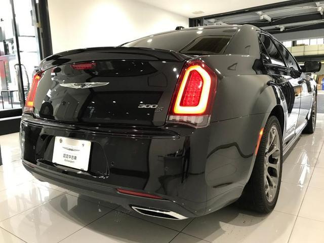 300S 認定中古車保証1年付 整備込 純正ナビゲーション(8枚目)