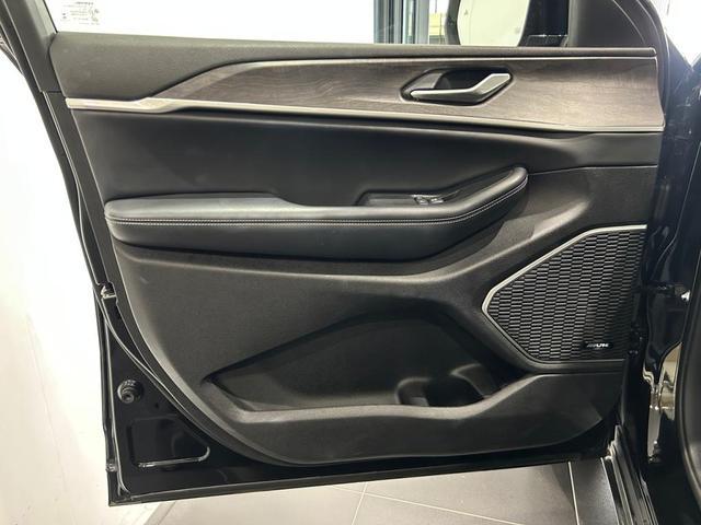 ジープ・グランドチェロキーＬ リミテッド　認定中古車保証　整備有　ナビ　バックカメラ　ＥＴＣ　純正アルミホイール　レザーシート　クルーズコントロール（23枚目）