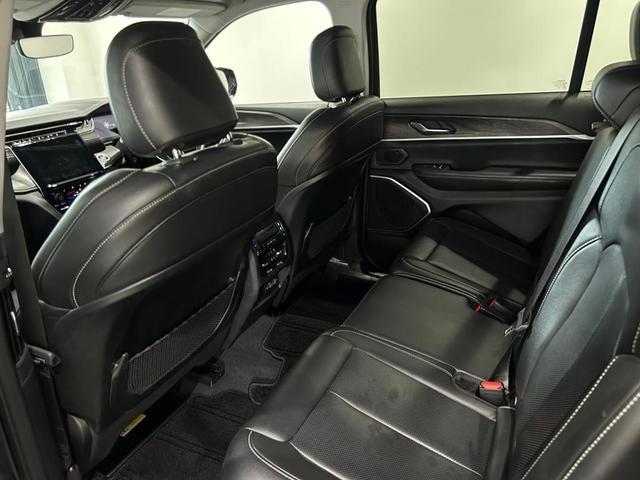 ジープ・グランドチェロキーＬ リミテッド　認定中古車保証　整備有　ナビ　バックカメラ　ＥＴＣ　純正アルミホイール　レザーシート　クルーズコントロール（24枚目）