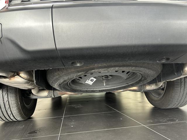 ジープ・グランドチェロキーＬ リミテッド　認定中古車保証　整備有　ナビ　バックカメラ　ＥＴＣ　純正アルミホイール　レザーシート　クルーズコントロール（29枚目）