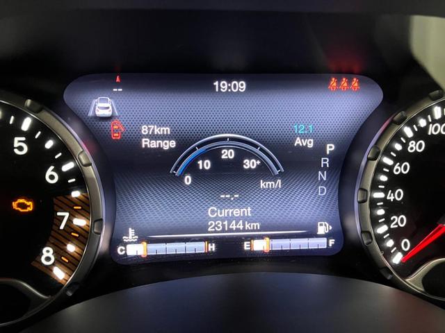 ジープ・レネゲード リミテッド　認定中古車保証１年付き　整備付　純正８．４インチナビ　ＡｐｐｌｅＣａｒＰｌａｙ　ＡｎｄｒｏｉｄＡｕｔｏ　アダプティブクルーズコントロール　Ｂカメラ　ＤＳＲＣ　社外ＬＥＤヘッドランプ　レザーシート（34枚目）
