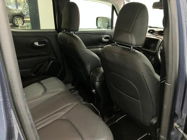 ジープ・レネゲード スレートブルー　認定中古車保証１年付　整備付　純正８．４インチナビ　ＡｐｐｌｅＣａｒＰｌａｙ　ＡｎｄｒｏｉｄＡｕｔｏ　アダプティブクルーズコントロール　純正１９インチアルミ　レザーシート　シートヒーター（18枚目）