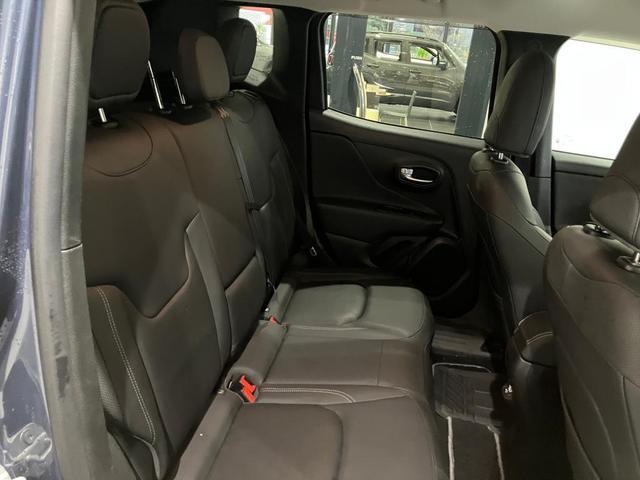 ジープ・レネゲード スレートブルー　認定中古車保証１年付　整備付　純正８．４インチナビ　ＡｐｐｌｅＣａｒＰｌａｙ　ＡｎｄｒｏｉｄＡｕｔｏ　アダプティブクルーズコントロール　純正１９インチアルミ　レザーシート　シートヒーター（19枚目）