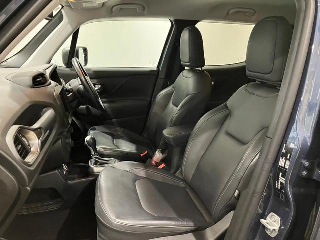 ジープ・レネゲード スレートブルー　認定中古車保証１年付　整備付　純正８．４インチナビ　ＡｐｐｌｅＣａｒＰｌａｙ　ＡｎｄｒｏｉｄＡｕｔｏ　アダプティブクルーズコントロール　純正１９インチアルミ　レザーシート　シートヒーター（22枚目）