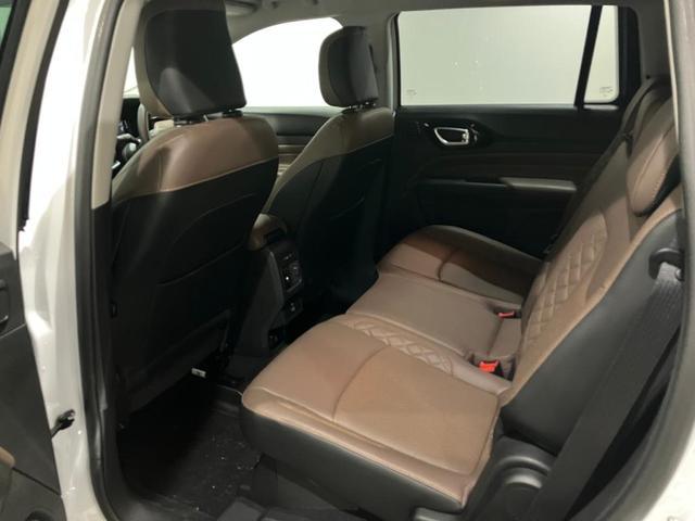 �y���A�V�[�g�z�����܂ł̍���������Ԃ̂��߁A��l�̕��ł������������Ȃ���ԏo���܂��B�����͍L������Ă��邽�߁A�������Ƃ���蒸���܂��B