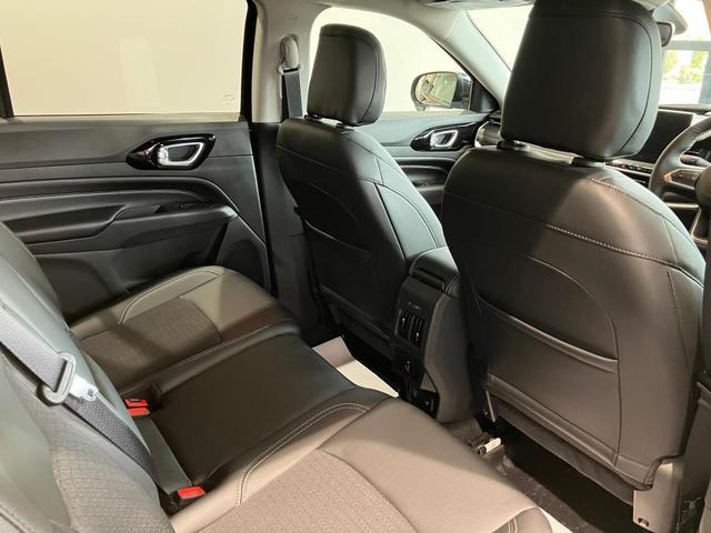 �y���A�V�[�g�z�����܂ł̍���������Ԃ̂��߁A��l�̕��ł������������Ȃ���ԏo���܂��B�����͍L������Ă��邽�߁A�������Ƃ���蒸���܂��B