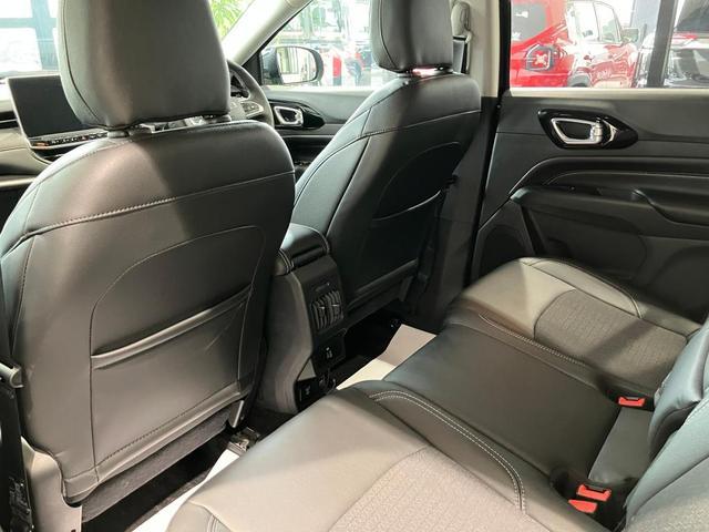 �y���A�V�[�g�z�����܂ł̍���������Ԃ̂��߁A��l�̕��ł������������Ȃ���ԏo���܂��B�����͍L������Ă��邽�߁A�������Ƃ���蒸���܂��B