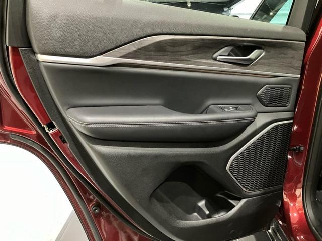 ������̃h�A�ł��B�ԗ���Ԃ��ǂ��A���X�X���̂P��ł��B