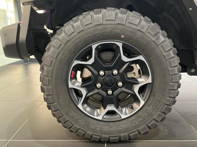 �z�C�[���̃C���`�A�b�v�A�X�^�b�h���X�^�C����J�X�^�}�C�Y�̂����k�����C�y�ɂǂ����B