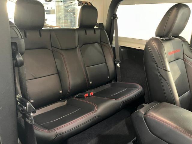 �㕔���Ȃ��������ƍ����Ē����܂����A�V�[�g�����ɂ����ł߂̑f�ނƂȂ��Ă���ׁA���s�Ȃǂ����K�ł��B