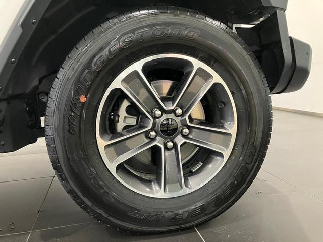 �z�C�[���̃C���`�A�b�v�A�X�^�b�h���X�^�C����J�X�^�}�C�Y�̂����k�����C�y�ɂǂ����B