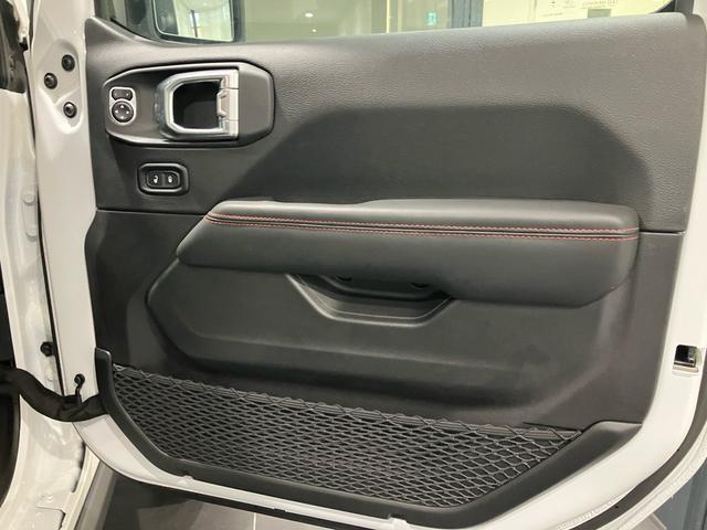 �A�����J�͈��S������������ׁ̈A�{�f�B�Ɍ��݂�����������҂�����Ă������ɂȂ��Ă��܂��B�h�A�̊J�������ۂɁu�o���b�v�Ƃ������͎���Ă��邱�Ƃ����������Ă���܂��B