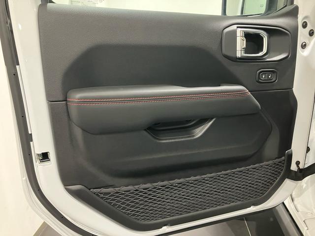 �A�����J�͈��S������������ׁ̈A�{�f�B�Ɍ��݂�����������҂�����Ă������ɂȂ��Ă��܂��B�h�A�̊J�������ۂɁu�o���b�v�Ƃ������͎���Ă��邱�Ƃ����������Ă���܂��B