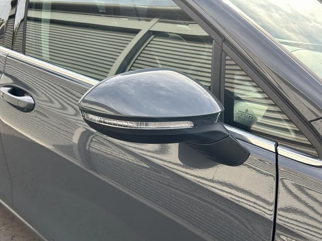 ゴルフヴァリアント eTSI アクティブ プラチナムエディション(8枚目)