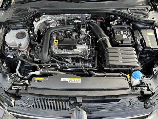 ゴルフヴァリアント eTSI アクティブ プラチナムエディション(13枚目)