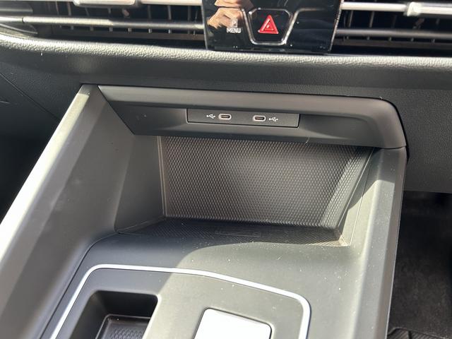 ゴルフヴァリアント eTSI アクティブ プラチナムエディション(28枚目)