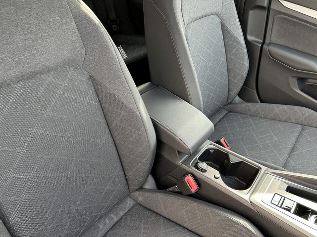 ゴルフヴァリアント eTSI アクティブ プラチナムエディション(31枚目)