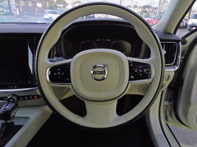 Ｖ６０ Ｔ５　インスクリプション　バーチライトメタリック　革シート　シートヒーター　シートベンチ　ステッチ入りダッシュボード　専用１８インチアルミ　パワーバックドア　全方位ビューカメラ　ｈａｒｍａｎ／ｋａｒｄｏｎサウンド（34枚目）