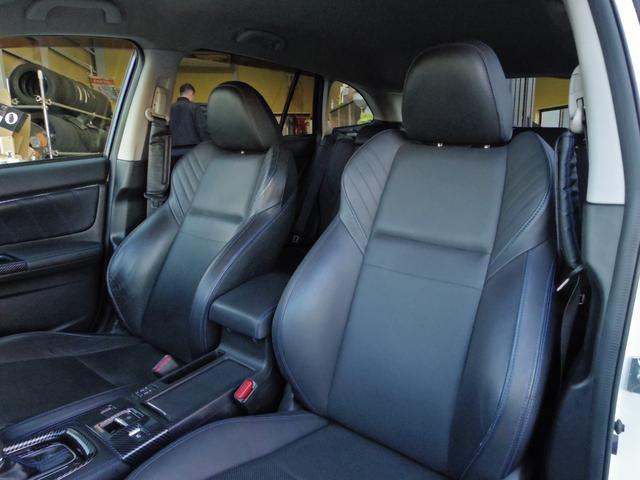 レヴォーグ ２．０ＧＴ－Ｓアイサイト　ユーザー買い取り　アイサイト　ミラー型前後ドライブレコーダー　カーボンドアミラー　ＢＬＵＥＴＯＯＴＨ　クルーズコントロール　４ＷＤ　ＥＴＣ　スペアキー（26枚目）