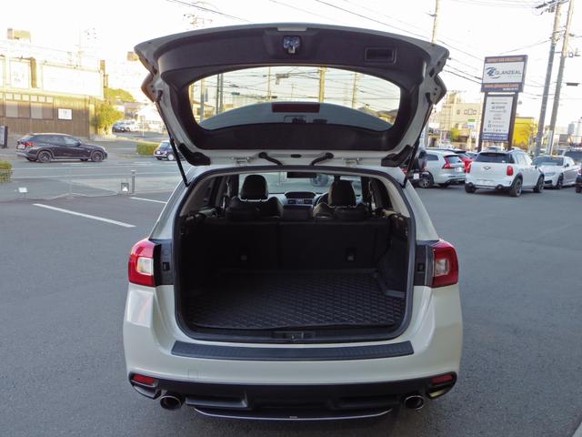 レヴォーグ ２．０ＧＴ－Ｓアイサイト　ユーザー買い取り　アイサイト　ミラー型前後ドライブレコーダー　カーボンドアミラー　ＢＬＵＥＴＯＯＴＨ　クルーズコントロール　４ＷＤ　ＥＴＣ　スペアキー（32枚目）