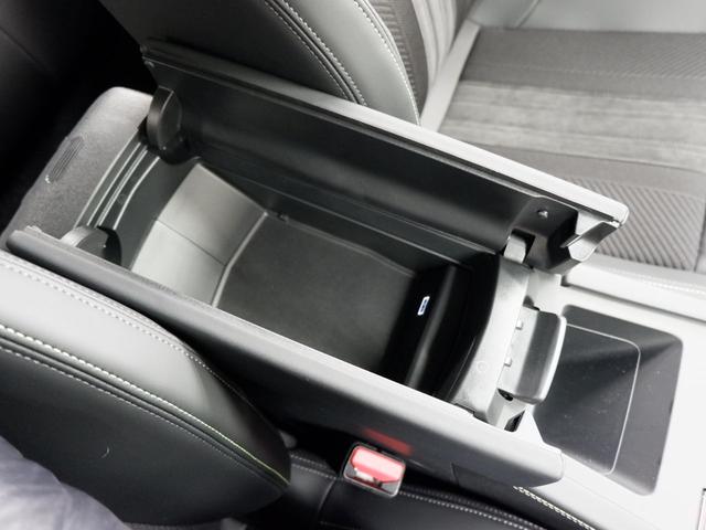 ４０８ ＧＴハイブリッド　新車保証継承／純正ナビ／電動シート／シートヒーター／３６０°カメラ／ハンドルヒーター／ＡＣＣ／レーンキープアシスト／レーンポジショングアシスト／電動テールゲート／ブラインドスポットモニター（34枚目）