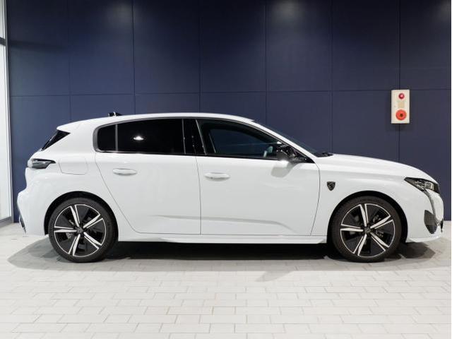 308 GTハイブリッド 新車保証継承/純正ナビ/360°カメラ/運転席電動シート/フロントシートヒーター/ハンドルヒーター/ACC/レーンキープアシスト/レーンポジショニングアシスト/ブラインドスポットモニター(9枚目)