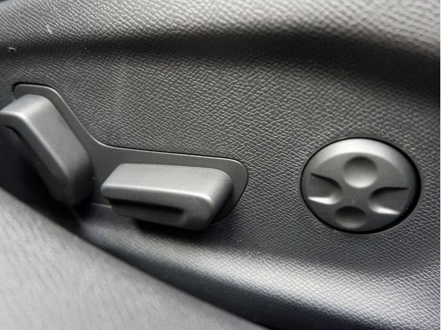 308 GTハイブリッド 新車保証継承/純正ナビ/360°カメラ/運転席電動シート/フロントシートヒーター/ハンドルヒーター/ACC/レーンキープアシスト/レーンポジショニングアシスト/ブラインドスポットモニター(41枚目)