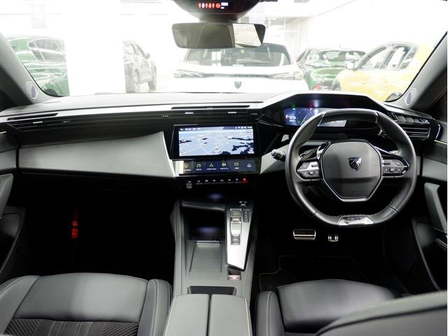 308 GT ブルーHDi ETC/純正ナビ/360°カメラ/電動シート/シートヒーター/ハンドルヒーター/ACC/レーンキープアシスト/レーンポジショニングアシスト/フロントバックソナー(4枚目)