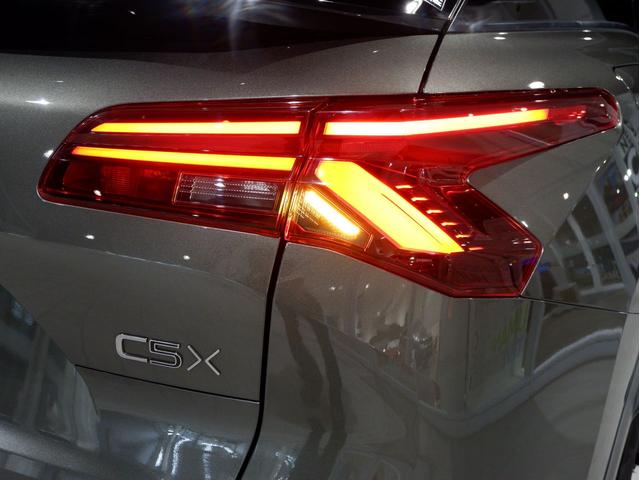 Ｃ５ Ｘ シャインパック　ＥＴＣ／純正ナビ／サンルーフ／電動シート／シートヒーター／ベンチレーション／フロント・バックソナー／ＡＣＣ／レーンポジショニングアシスト／ブラインドスポットモニター／ハンズフリー電動テールゲート（58枚目）