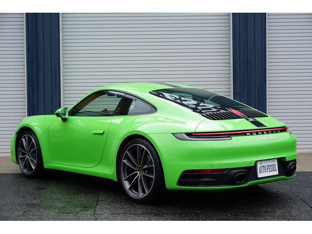 ９１１カレラ　スポーツエキゾースト　スポーツクロノＰＫＧ　ＬＥＤマトリクスヘッドライト　カレラクラシック２０／２１ＡＷ　ボディーストライプ　純正ナビ　３６０°カメラ　前後ドラレコ　ガレージ保管　当社メンテナンス車(8枚目)