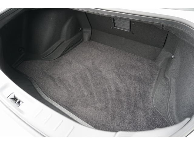 GT-R ニスモ スペシャルエディション MY22 NISMOスポーツリセッティング カーボンブレーキ レカロカーボンシート チタンマフラー(バルブ付) RAYS鍛造AW カーボンエクステ&インテ BOSE 屋内保管 雨天/サーキット走行無(46枚目)