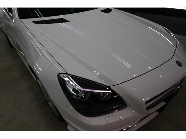 ＳＬＫ ＳＬＫ２００ブルーエフィシェンシー　ＭＴ　６速マニュアル　ＡＭＧスポーツパッケージ　ガラスルーフ　ＡＭＧパッケージ専用外装・レッドステッチ・レッドシートベルト専用内装　シートヒーター　地デジ　エアスカーフ　黒革　ディーラー車　３．６万キロ（77枚目）