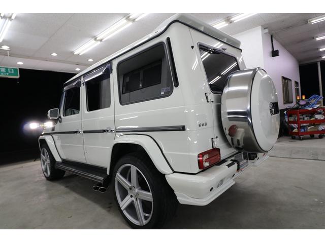 Ｇクラス Ｇ５５０　ロング　後期Ｇ６３仕様　ディーラー車　左ハンドル　黒革シート　２２インチアルミ　フロント・リアスポイラー　左右４本出しマフラー　７万キロ　純正アルミ有り　パークセンサー　シートヒーター　ＥＴＣ　検査２年付（8枚目）