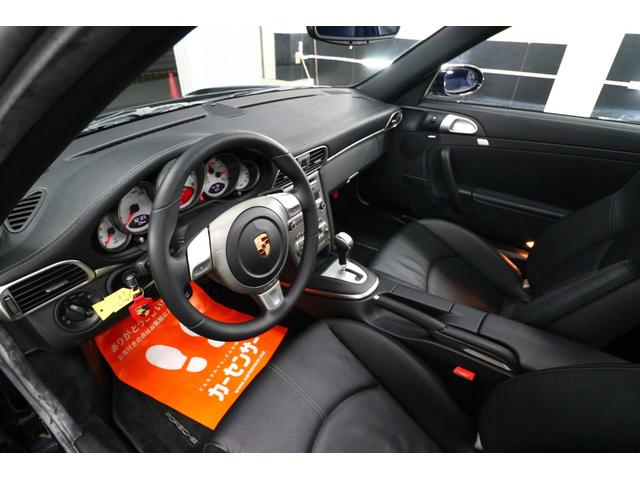 ９１１カレラＳ　ＰＣＣＢカーボンブレーキ　ＯＰスポーツシート　レザーパッケージ　ＢＯＳＥオーディオ　サンルーフ　左ハンドル　Ｄ車　シートヒーター　ＰＳＭ　黒革シート　クルーズコントロール　可変リアウイング　３．２万ｋ(18枚目)