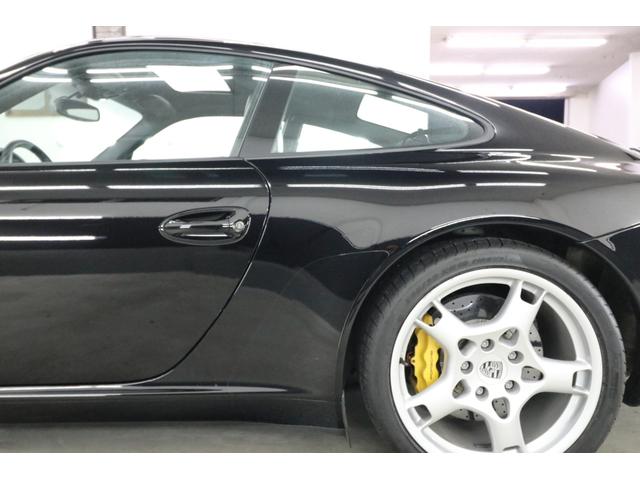 ９１１カレラＳ　ＰＣＣＢカーボンブレーキ　ＯＰスポーツシート　レザーパッケージ　ＢＯＳＥオーディオ　サンルーフ　左ハンドル　Ｄ車　シートヒーター　ＰＳＭ　黒革シート　クルーズコントロール　可変リアウイング　３．２万ｋ(51枚目)