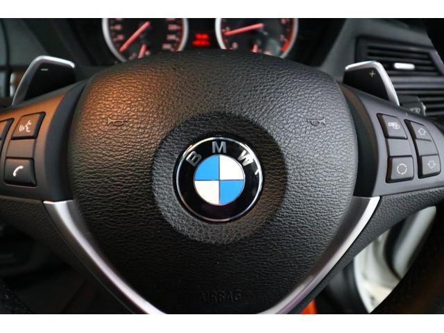 Ｘ６ ｘＤｒｉｖｅ　３５ｉ　後期モデル　後期エンジン　バネ足モデル　５人乗り　社外マフラー左右４本出しステンレス　黒革シート　サンルーフ　ボディ同色モール塗装済み　社外２０インチアルミ　ブラックグリル　後期ナビ　検査２年（61枚目）