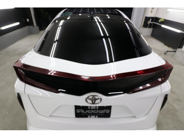 プリウスＰＨＶ Ｓ　ソーラーパネル装着車　急速充電口装備車　フルエアロ　ローダウン　社外アルミ　充電ケーブル付属　スペアキー有り（44枚目）
