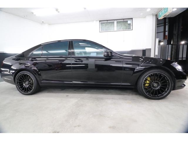 Sクラス S550 ブルーエフィシェンシー ロング 後期モデル リアエンターテイメント カールソン20インチアルミ 左ハンドル 黒革シート ディーラー車 社外地デジチューナー スモークヘッドライト カールソンエンブレム サンルーフ 5.2万キロ スペア(2枚目)