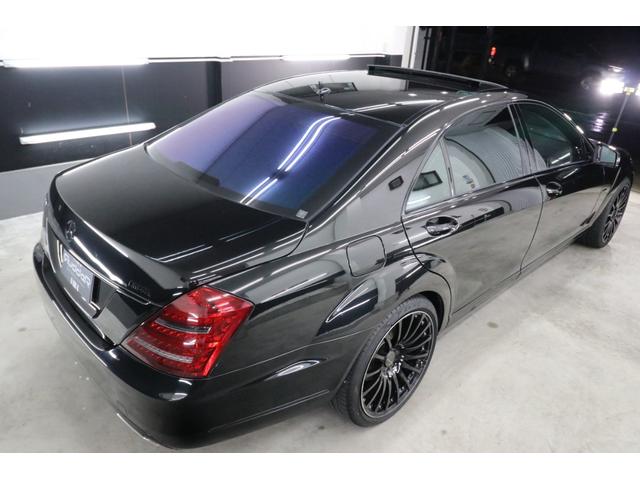 Sクラス S550 ブルーエフィシェンシー ロング 後期モデル リアエンターテイメント カールソン20インチアルミ 左ハンドル 黒革シート ディーラー車 社外地デジチューナー スモークヘッドライト カールソンエンブレム サンルーフ 5.2万キロ スペア(12枚目)