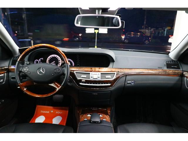 Sクラス S550 ブルーエフィシェンシー ロング 後期モデル リアエンターテイメント カールソン20インチアルミ 左ハンドル 黒革シート ディーラー車 社外地デジチューナー スモークヘッドライト カールソンエンブレム サンルーフ 5.2万キロ スペア(17枚目)