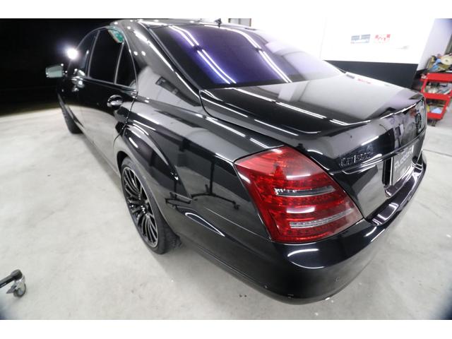 Sクラス S550 ブルーエフィシェンシー ロング 後期モデル リアエンターテイメント カールソン20インチアルミ 左ハンドル 黒革シート ディーラー車 社外地デジチューナー スモークヘッドライト カールソンエンブレム サンルーフ 5.2万キロ スペア(54枚目)