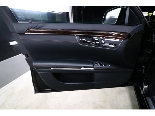 Sクラス S550 ブルーエフィシェンシー ロング 後期モデル リアエンターテイメント カールソン20インチアルミ 左ハンドル 黒革シート ディーラー車 社外地デジチューナー スモークヘッドライト カールソンエンブレム サンルーフ 5.2万キロ スペア(56枚目)