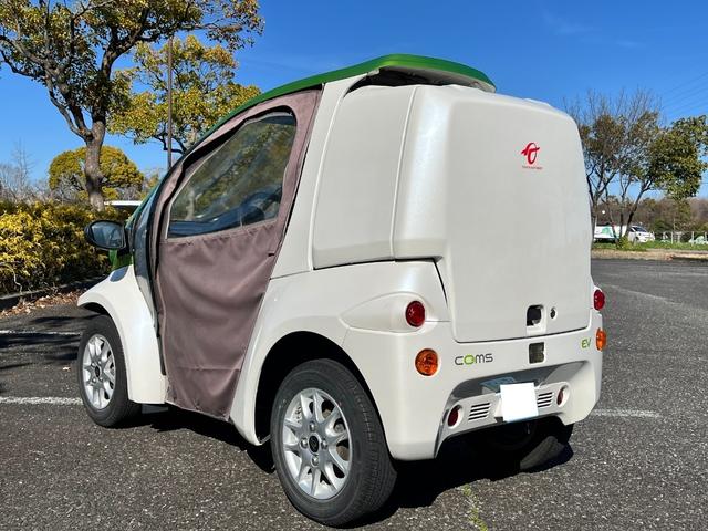 トヨタ 　コムス　Ｂ－ＣＯＭデリバリー　５，７４０ｋｍ　装着オプション　特別塗装色　キャンバスドア　アルミホイール　１２Ｖアクセサリーソケット　スカッフプレート　ＥＶストライプ　ＣＯＭＳ（7枚目）