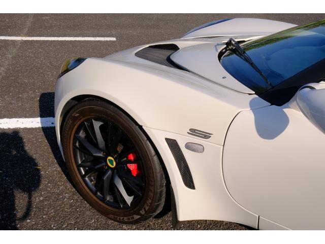 エキシージ Ｓツーリング　クラブレーサーシート　レッドブレーキキャリーパー　スポーツマフラー　　車高調　対策ラジエター　ツーリングパック（15枚目）