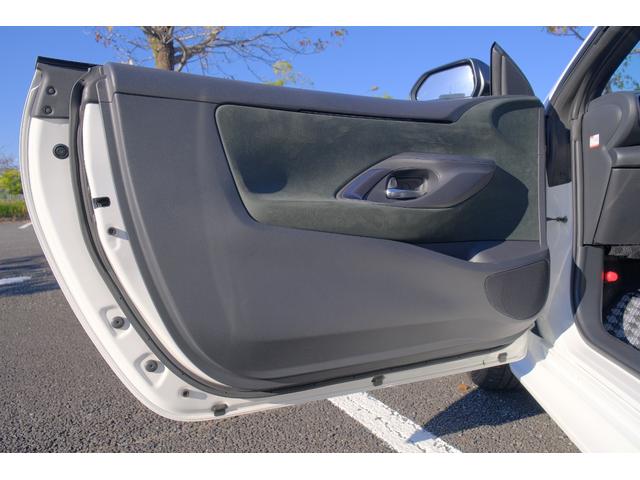 ＧＲヤリス ＲＺ　ハイパフォーマンス　ファースト　エディション　１オーナー禁煙車　屋内保管　サーキット未走行　純正ｏｐマーブル柄カーボンルーフ　ＧＲストラットタワーバー　ＪＢＬオーディオ　Ｔ－コネクトナビＴＶ　予防安全パッケージ　シート＆ステアヒーター（22枚目）