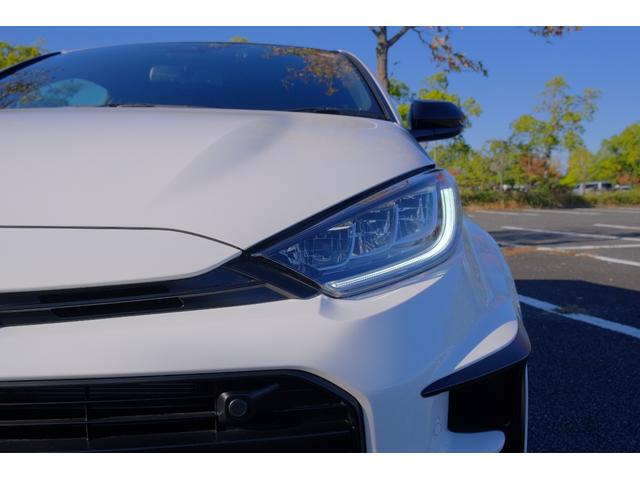 ＧＲヤリス ＲＺ　ハイパフォーマンス　ファースト　エディション　１オーナー禁煙車　屋内保管　サーキット未走行　純正ｏｐマーブル柄カーボンルーフ　ＧＲストラットタワーバー　ＪＢＬオーディオ　Ｔ－コネクトナビＴＶ　予防安全パッケージ　シート＆ステアヒーター（37枚目）